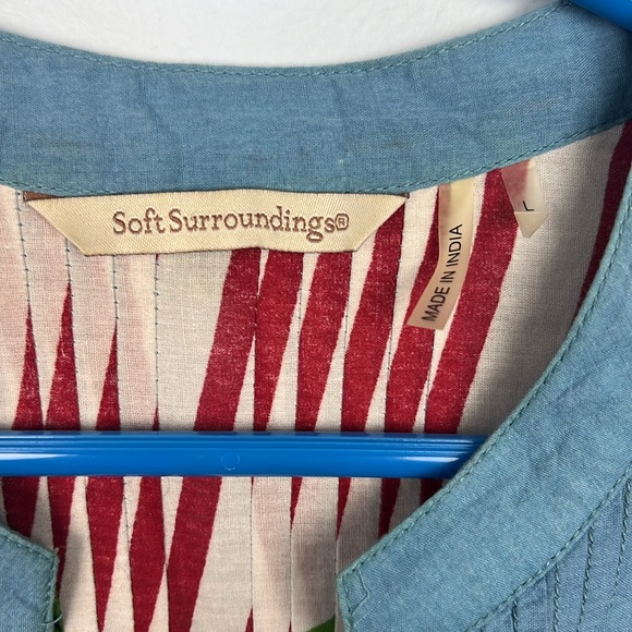 Soft Surroundings floral striped pleated lightweight v-neck tunic size large - Picture 4 of 10